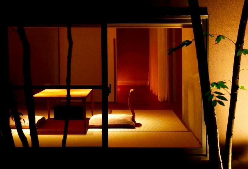 Balkonlu Standart Oda, 奥武雄温泉 風の森