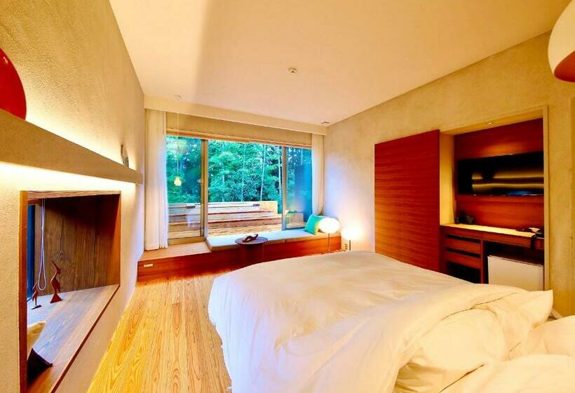 Büyük Çift Kişilik Yataklı Delüks Oda, 奥武雄温泉 風の森