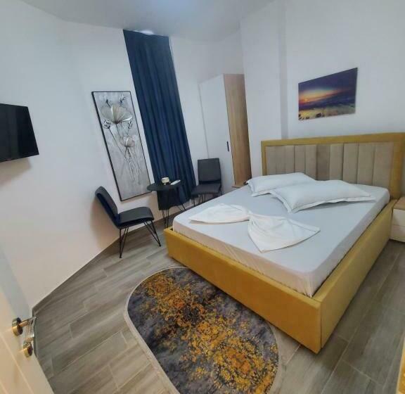 חדר דחוקס עם מיטת קינג, Bs