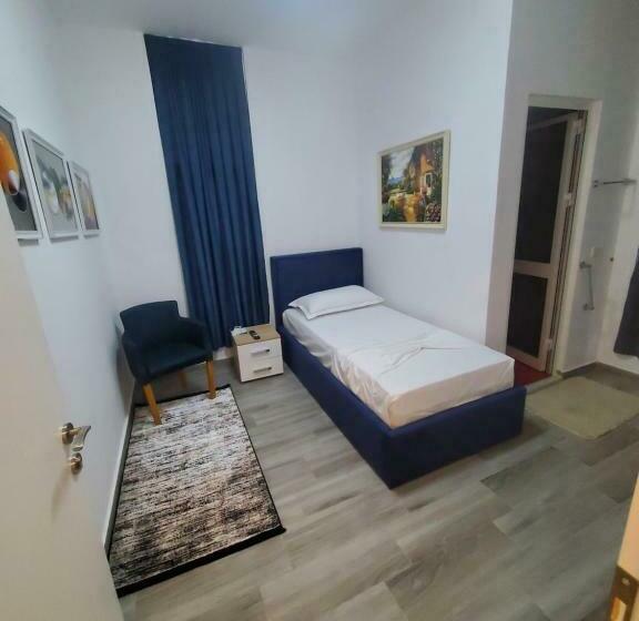 חדר דלוקס יחיד, Bs