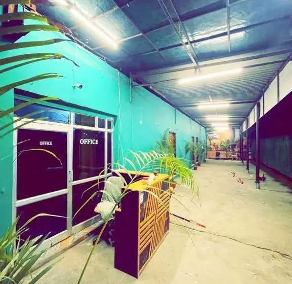トリプルクラシックルーム, Oyo 81144 Green Land Guest House