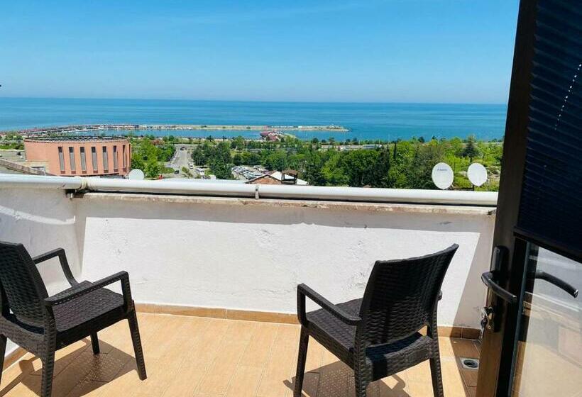 Апартаменты 1 Спальня с Террасой, My Home Trabzon Apart