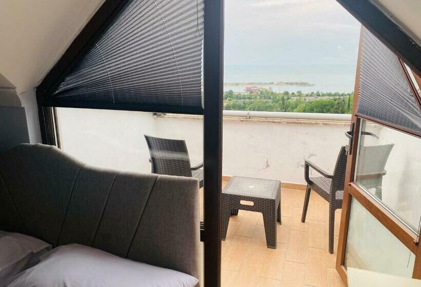 Апартаменты 1 Спальня с Террасой, My Home Trabzon Apart