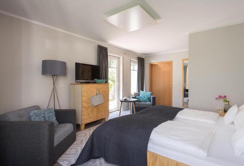 Classic room with balcony, Bodenseehotel Renn