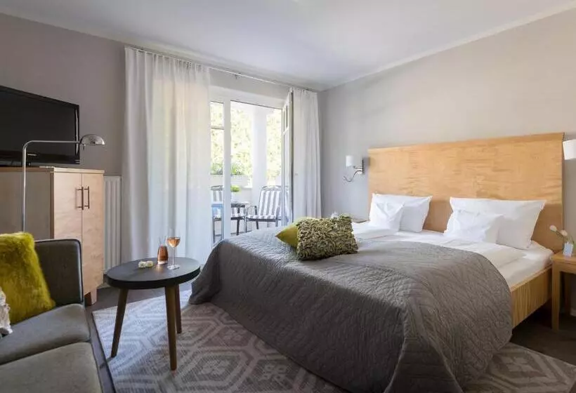 Classic room with balcony, Bodenseehotel Renn