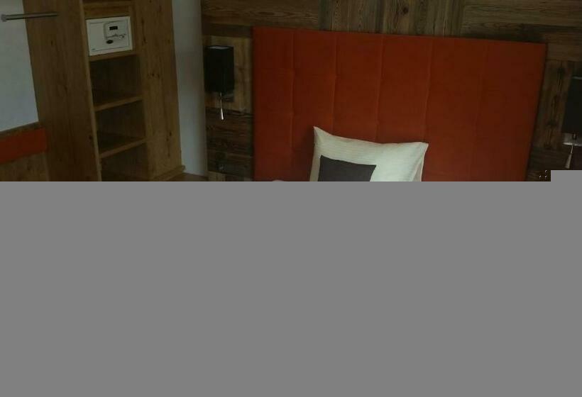 غرفة قياسية لذوى الاحتياجات الخاصة, Alpenflair