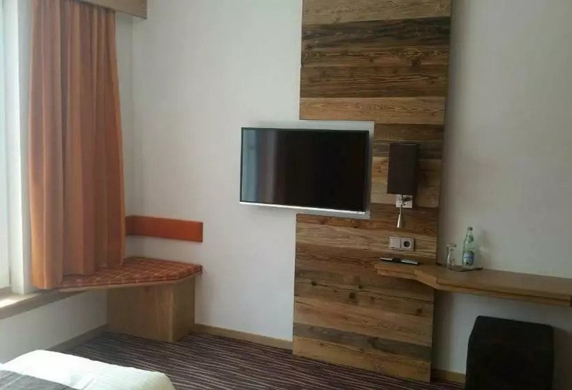 اتاق استاندارد برای معلولان, Alpenflair