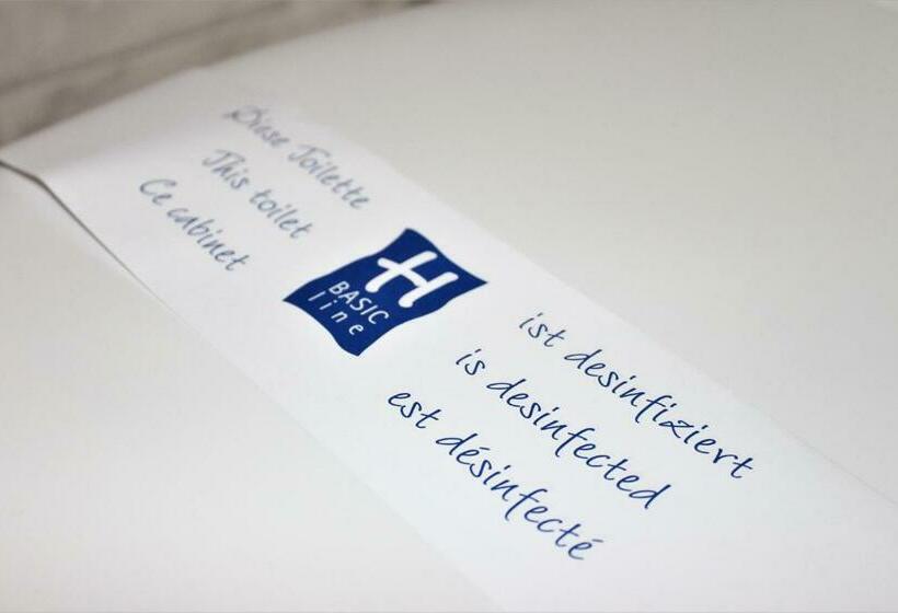 Четырехместный Номер Стандарт, America