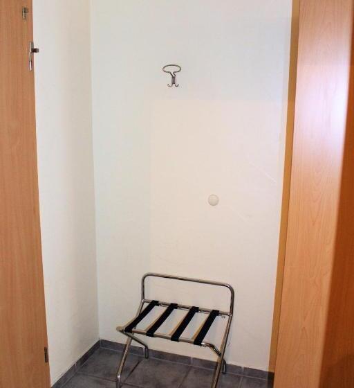 Одноместный Номер с Террасой, America