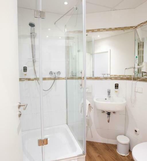 اتاق استاندارد, Astoria