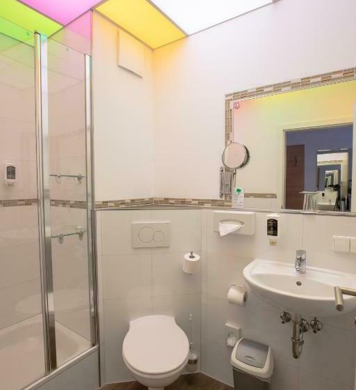 اتاق استاندارد, Astoria