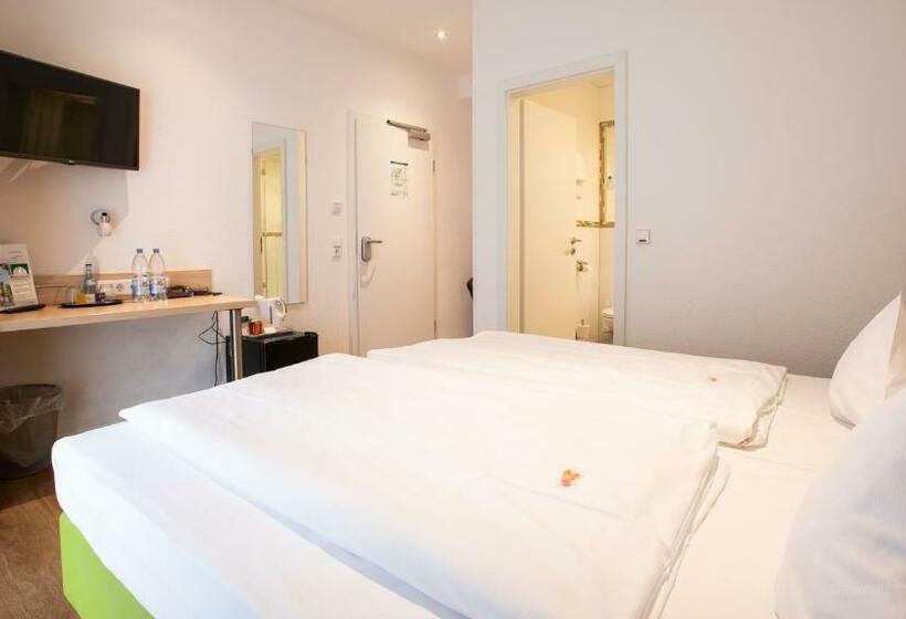 اتاق استاندارد, Astoria