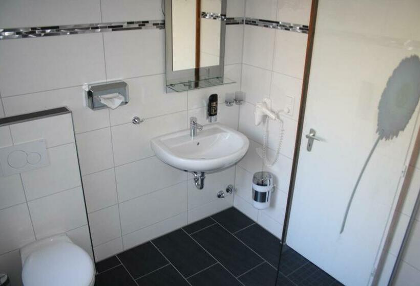 اتاق استاندارد, Deutsches Haus