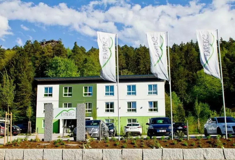 スタンダードルーム, Eyberg