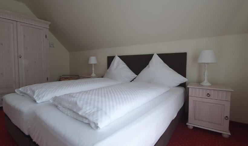 جناح, Friesischer Hof