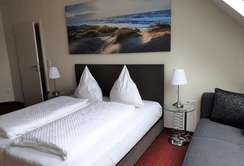 شقة غرفتين, Friesischer Hof