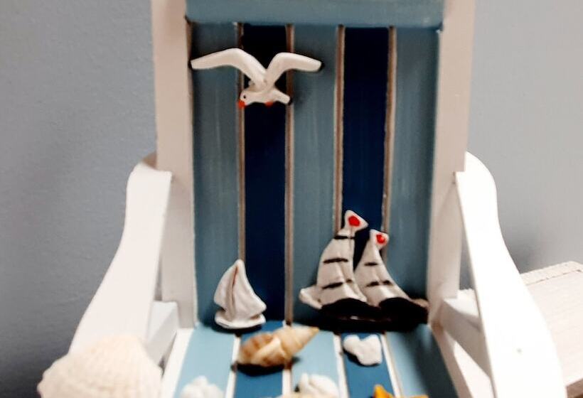 شقة غرفة واحدة, Friesischer Hof