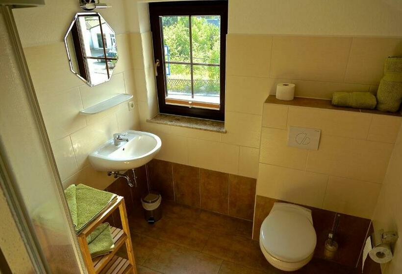 غرفة قياسية, Gasthaus Rundteil