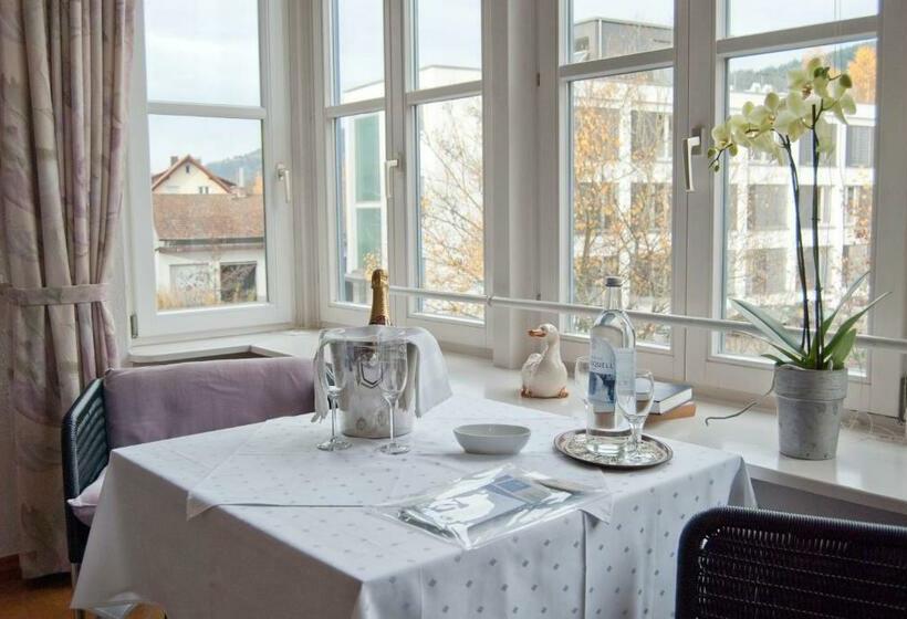 스탠다드 룸, Gasthaus Zum Löwen   Restaurant Akropolis