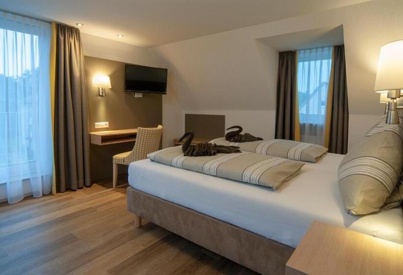 غرفة قياسية, Gasthaus Zum Zecher