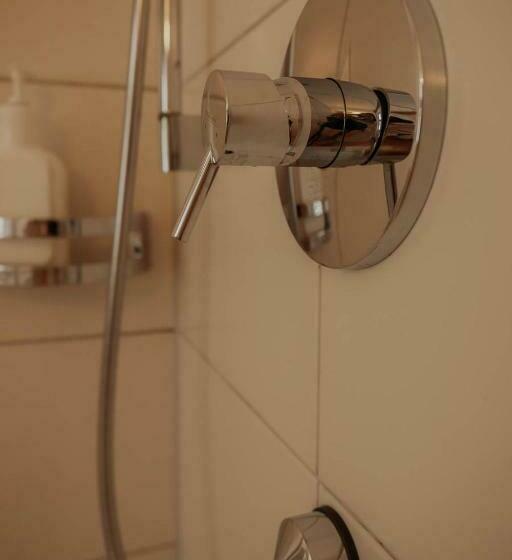 Номер Стандарт, Gasthaus Zur Sonne