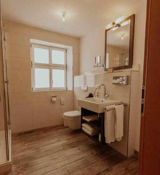 Номер Стандарт, Gasthaus Zur Sonne