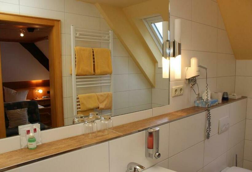 Номер Стандарт, Landgasthof Zum Schützen