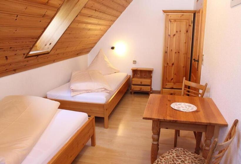 ２ベッドルームアパートメント, Landgasthof Zum Schützen