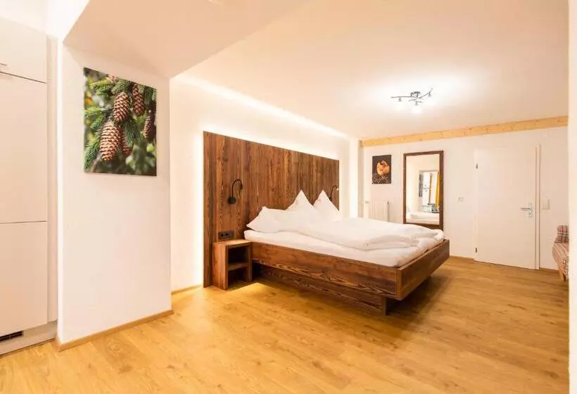 سوییت جونیور با بالکن, Landgasthof Zum Schützen