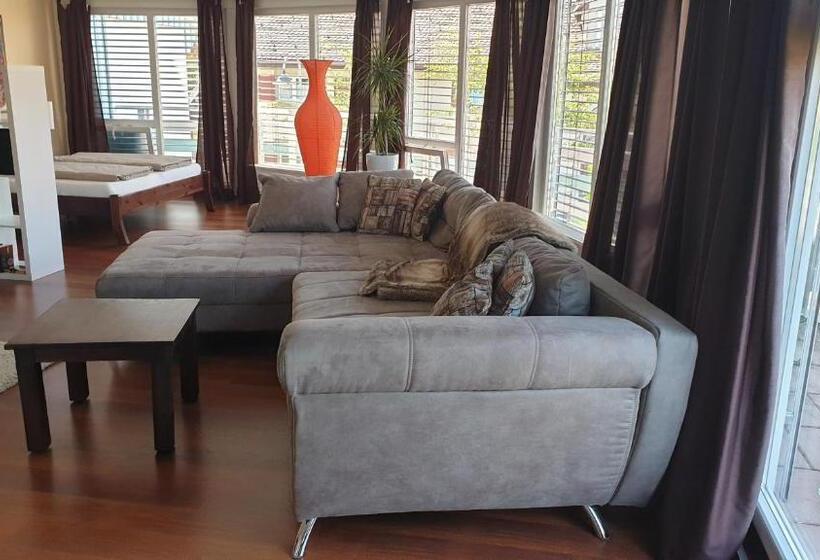 شقة غرفة واحدة مزودة بتراس, Landhaus Goldenes Kreuz