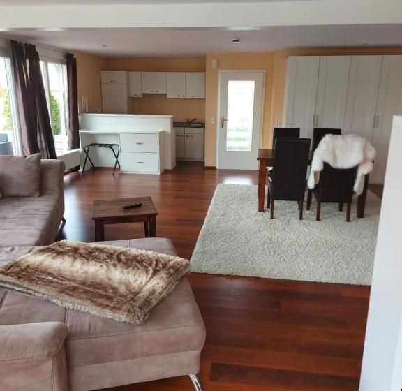 شقة غرفة واحدة مزودة بتراس, Landhaus Goldenes Kreuz