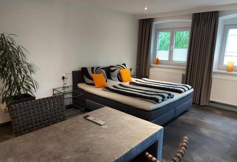 شقة غرفة واحدة مزودة بتراس, Landhaus Goldenes Kreuz