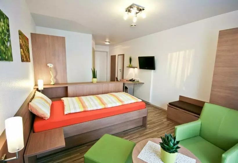 Deluxe Yhden Hengen Huone, Landpension Kohler