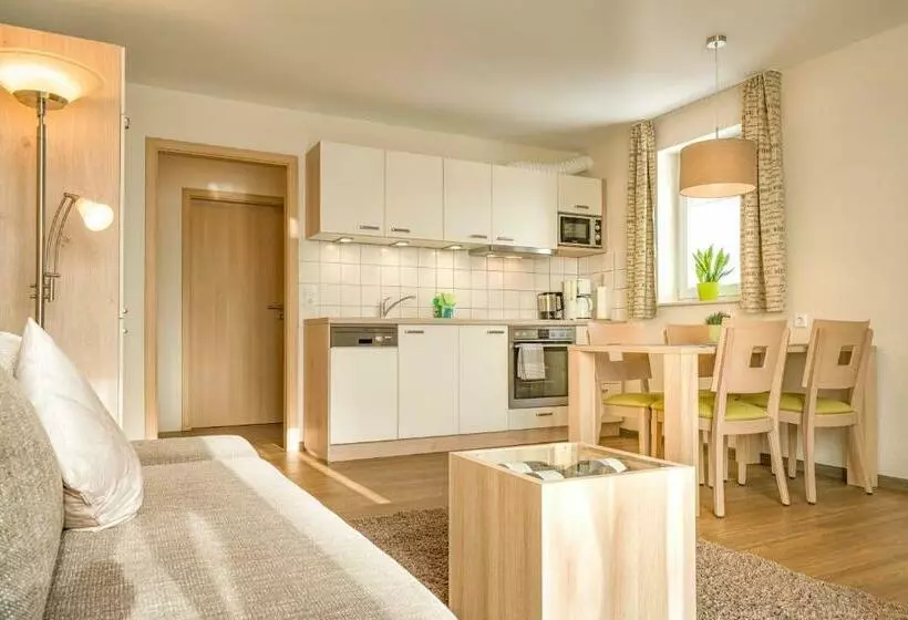 Huoneisto 1 Makuuhuone, Landpension Kohler