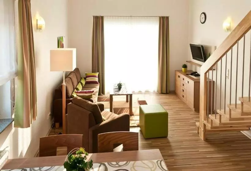Huoneisto 2 Makuuhuonetta, Landpension Kohler