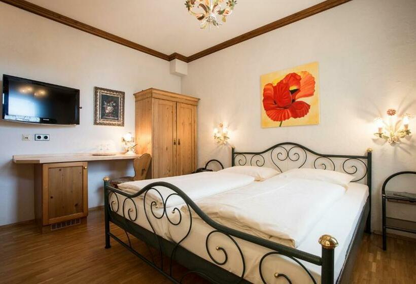 Quarto Economy, Meiser Rosenstuben