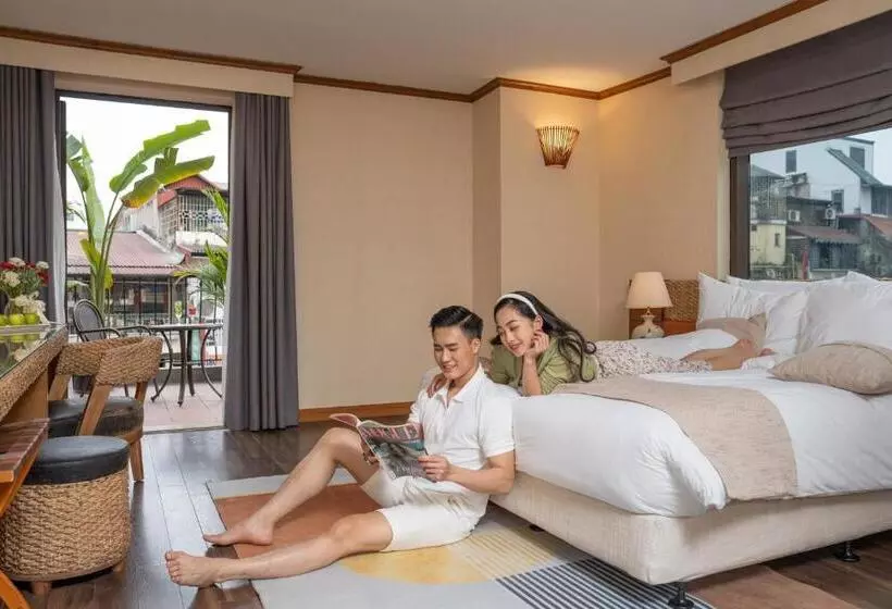 Suite with Balcony