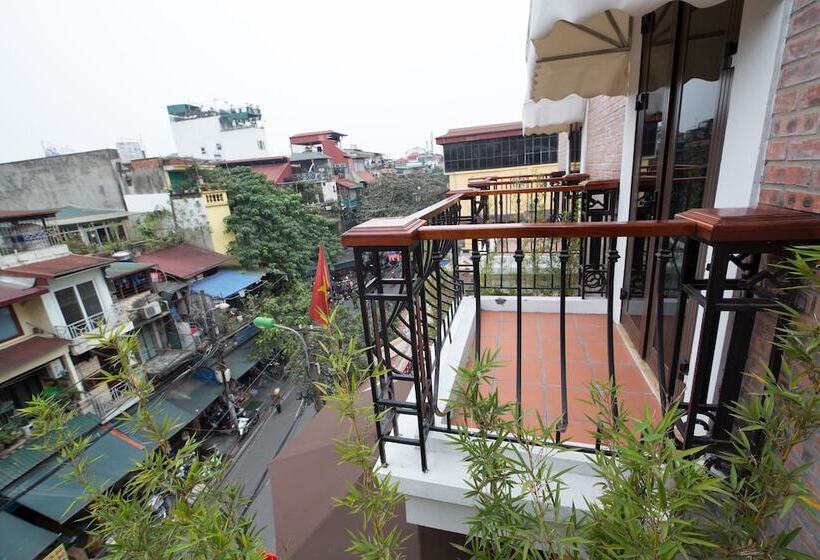 Deluxe Room with Balcony