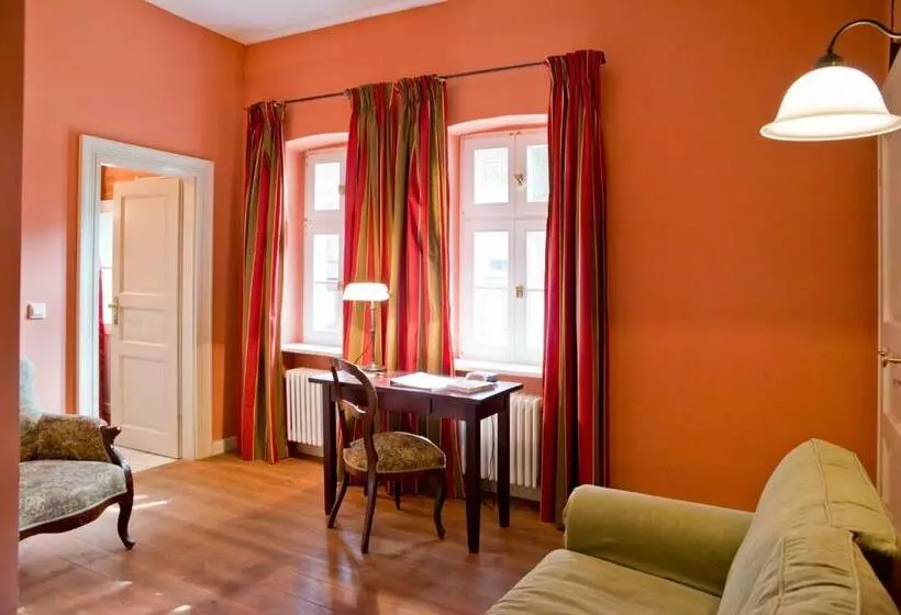 １階のスタンダードルーム, Romantik Hotel Gutshaus Ludorf