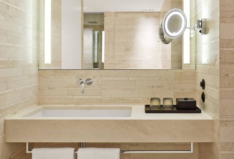Номер Deluxe, Roomers Badenbaden, Autograph Collection