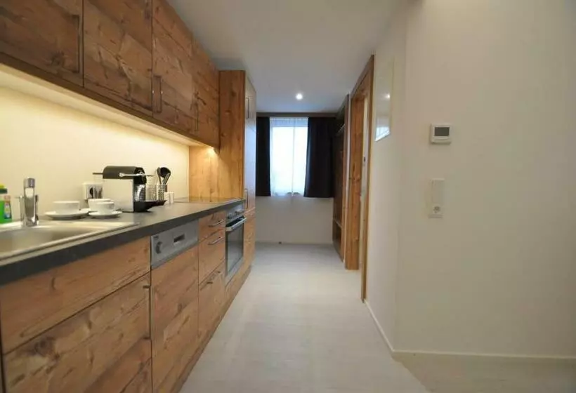 آپارتمان 1 خوابه, Snooze Apartments