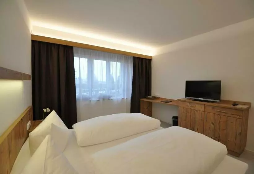 اتاق کلاس بیزنس, Snooze Apartments