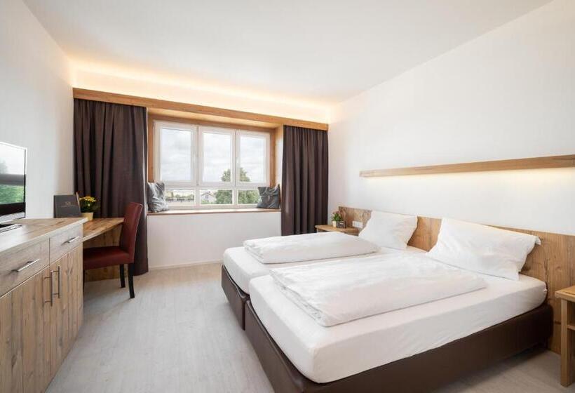 Номер бизнес-класса, Snooze Apartments