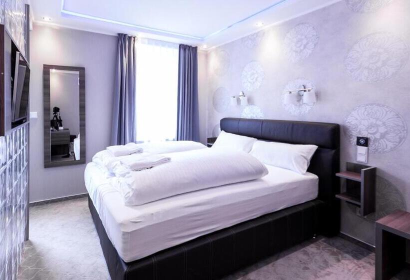 Номер Комфорт, Stay Inn Bielefeld Zentrum