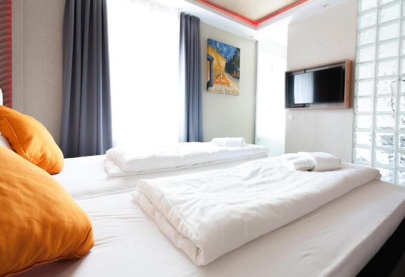 Номер Комфорт, Stay Inn Bielefeld Zentrum