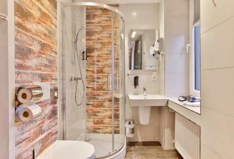 Номер Комфорт, Stay Inn Bielefeld Zentrum