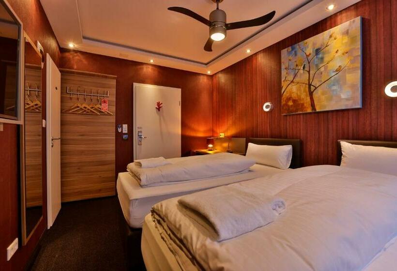 Номер Комфорт, Stay Inn Bielefeld Zentrum