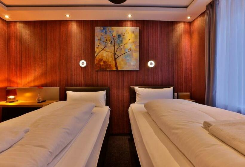 Номер Комфорт, Stay Inn Bielefeld Zentrum