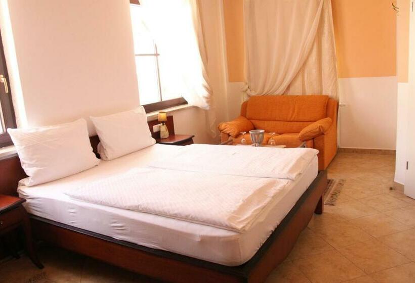 غرفة قياسية, Villa Toscana