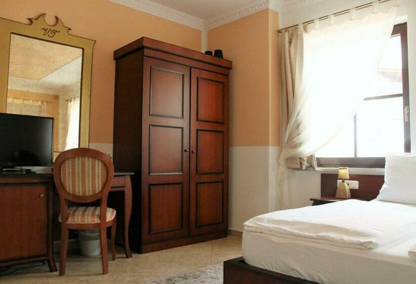 غرفة قياسية, Villa Toscana